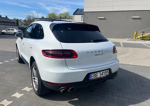 Porsche Macan cena 135000 przebieg: 121000, rok produkcji 2015 z Bełchatów małe 191